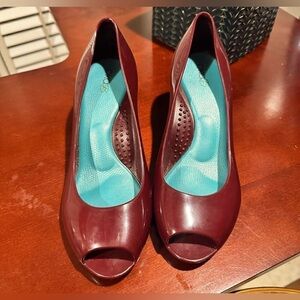 OKA B Merlot Peep Toe Wedges Comfort Jelly Heels Okabashi- Size 8